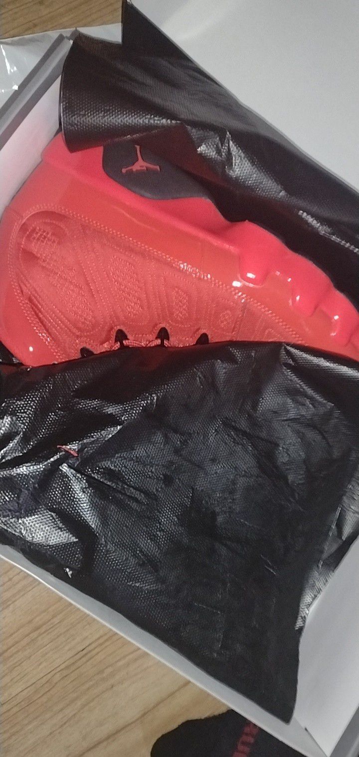 Retro Jordan 9 Chillie Red 