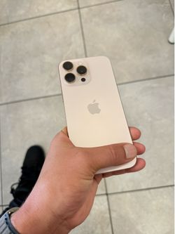 iPhone 16 Pro Max