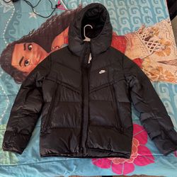 NIKE PUFFER ZIP UP