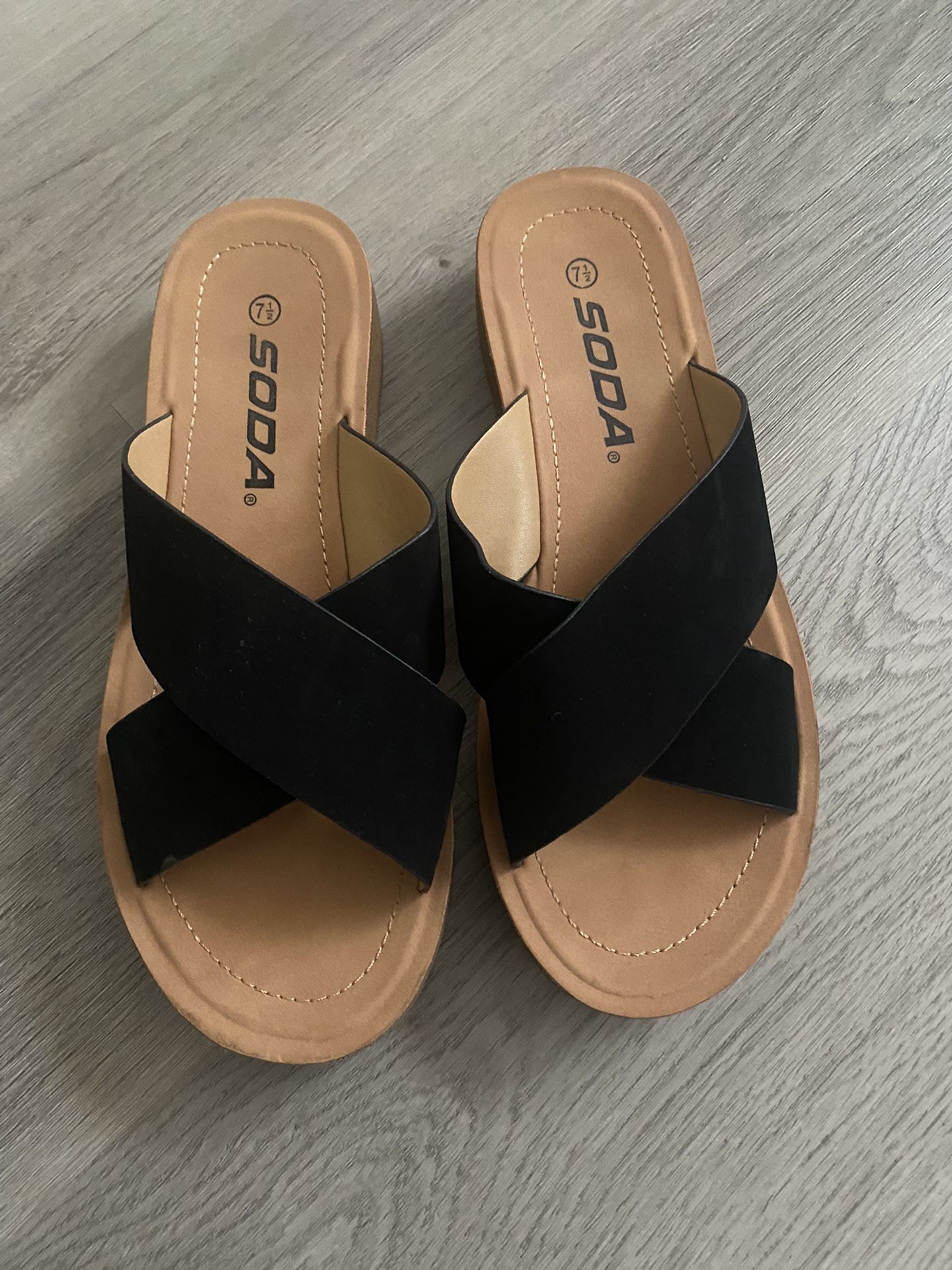Sandal