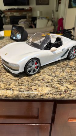 Rainbow high light-up car 2021