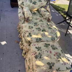 Chase Lounge With Foot Stool