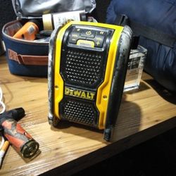 Bluetooth Speaker Dewalt 