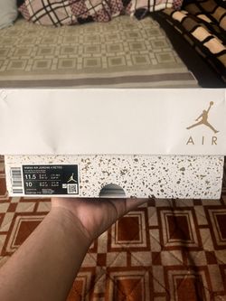 Jordan 4 Metallic Gold