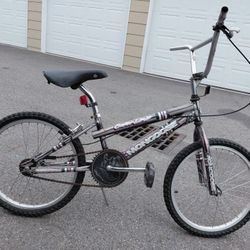 Mongoose Over Limit 20in Freestyle Bike