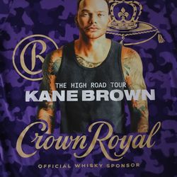 (RARE !!) KANE BROWN__Size: Small T-Shirt