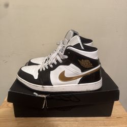 NIKE AIR JORDAN 1 | SIZE 9.5