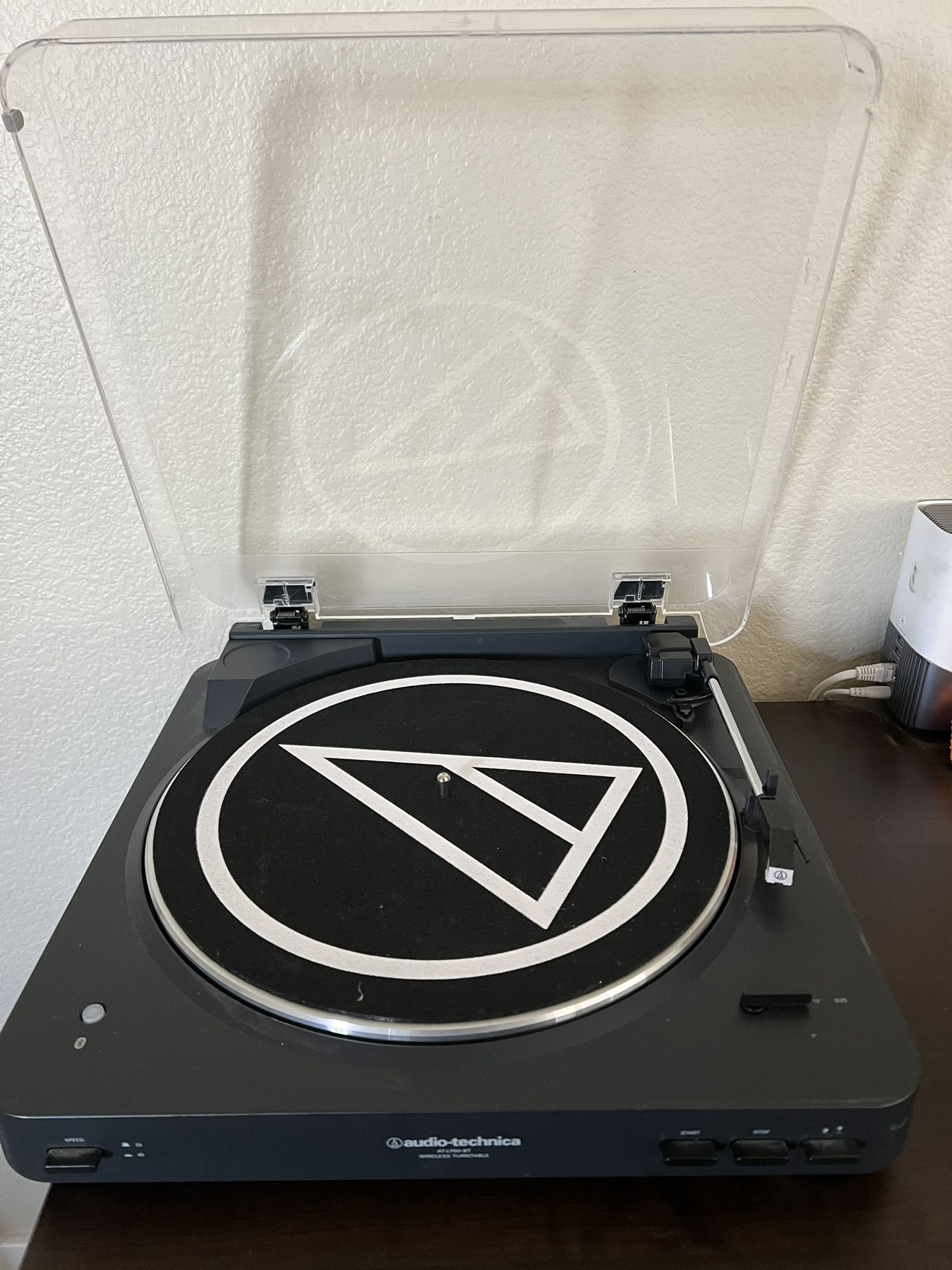 Audio Technica Bluetooth Turn Table