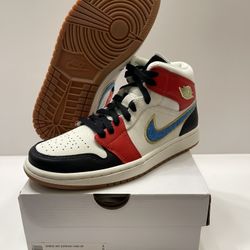 Nike Air Jordan 1 Mid “Let (Her) Man” Women’s Size 7.5 | 6Y DC1426-100 Red Black