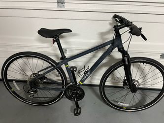 REI Co Op Hybrid Bike CTY 2.1
