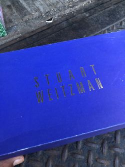 Stuart Weitzman classic timeless breathtaking pump size 7 very rare 175 bucks