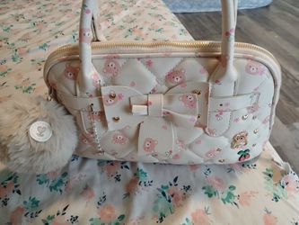 Hand bag
