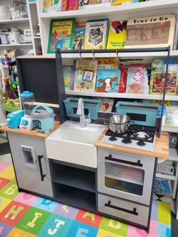 Play Kitchen