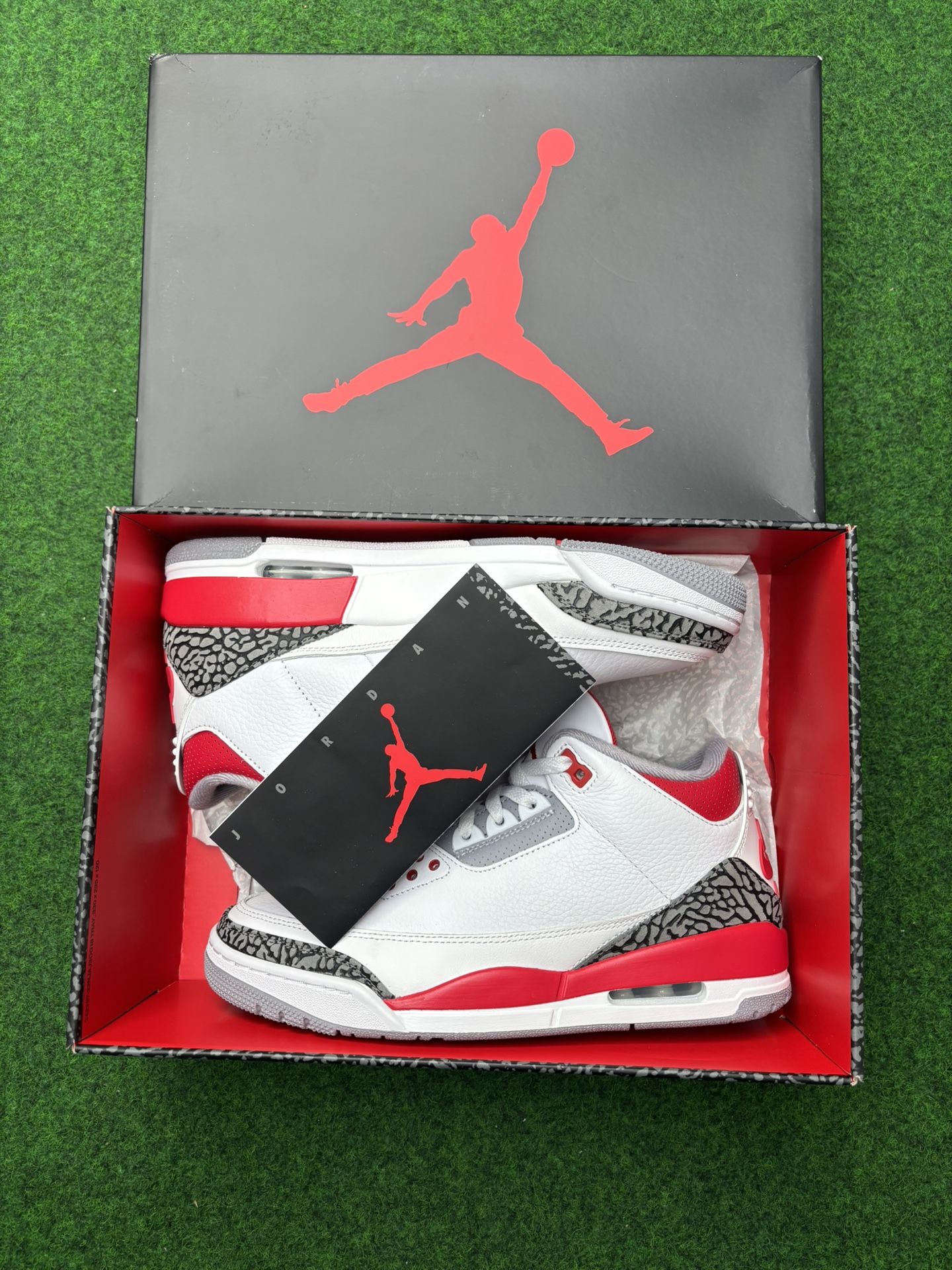 JORDAN RETRO 3 “ FIRE RED “ BRAND NEW