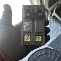 SQUARE D 100 2-pole Breaker New