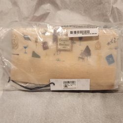 Disneyland Club 33 Dooney & Bourke Wristlet Wallet