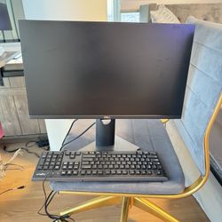 Dell 24”  Monitor With Keyboard 