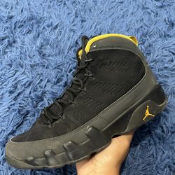 Jordan 9 Uni Gold Size 9.5