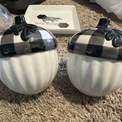 Ceramic Plaid Acorns