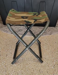 MILITARY FOLDING CHAIR