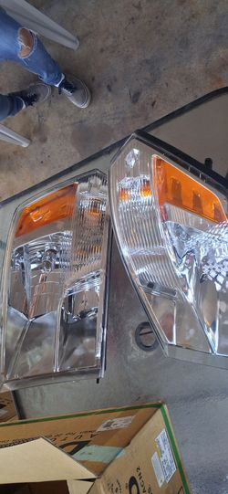 Dodge1500 Ram factory head lights