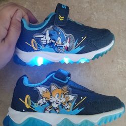 SONIC Light Up Shoes Kids Size 8
