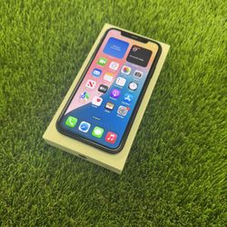 iPhone XR Carrier Unlocked