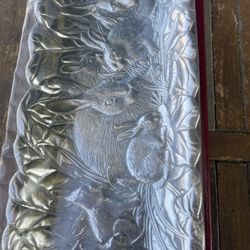 Arthur court Tray