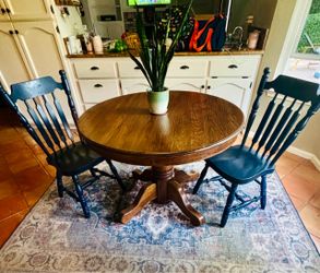 Dining Table & 2 Chairs