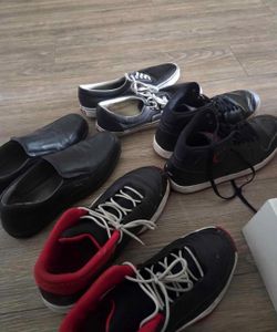 Shoes size 12