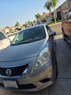 2014 nissan versa
