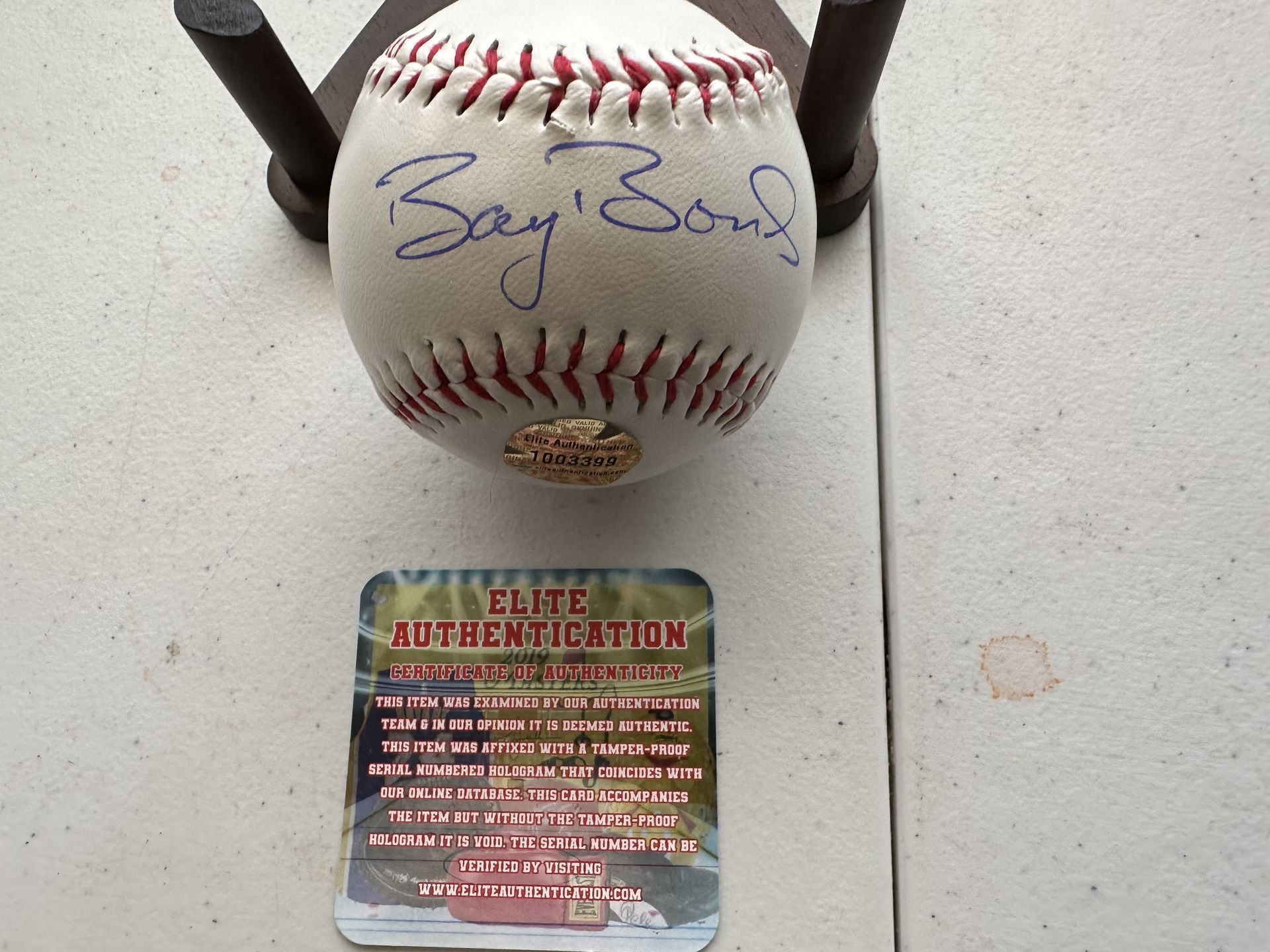BARRY BONDS SIGNED RAWLINGS BASEBALL AUTOGRAPHED W/COA (PIRATES, GIANTS) - 654