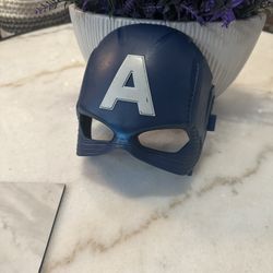AVENGERS “CAPTAIN AMERICA BLUE Mask Age 6-8