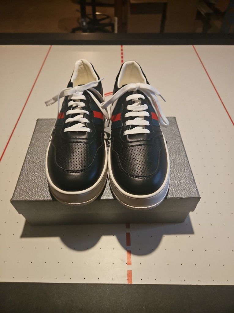 Gucci Sneakers