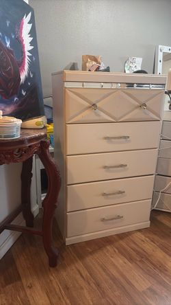 5 drawer dresser