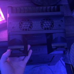 Ps4/Ps4 controller and game holder