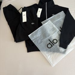 Black Alo Quarterzip & Pants