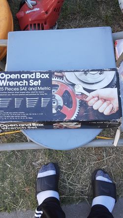 25 Piece Wrench Set Open Never Used