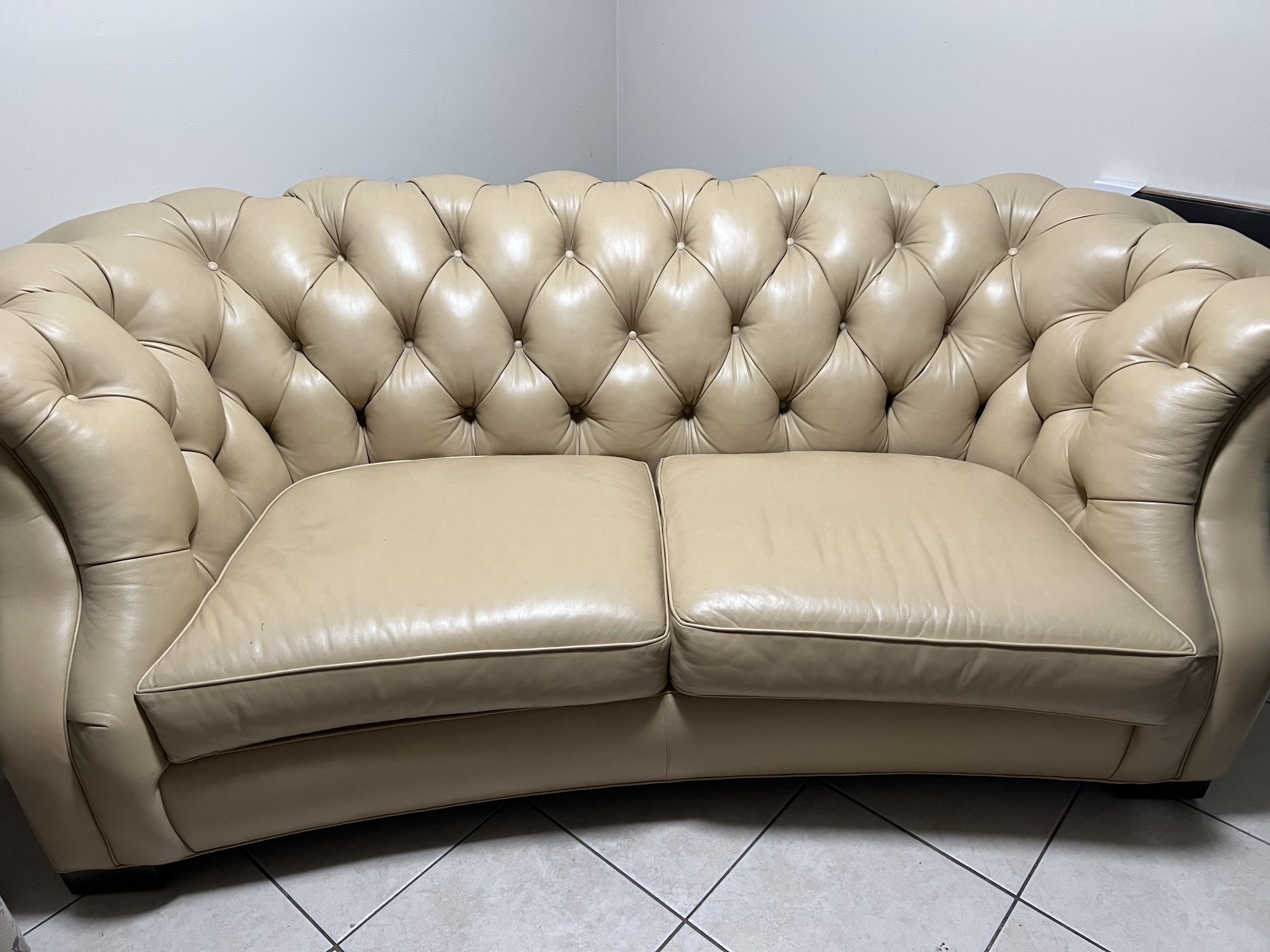 Hancock & Moore Hand-Crafted Leather Chesterfield Sofa