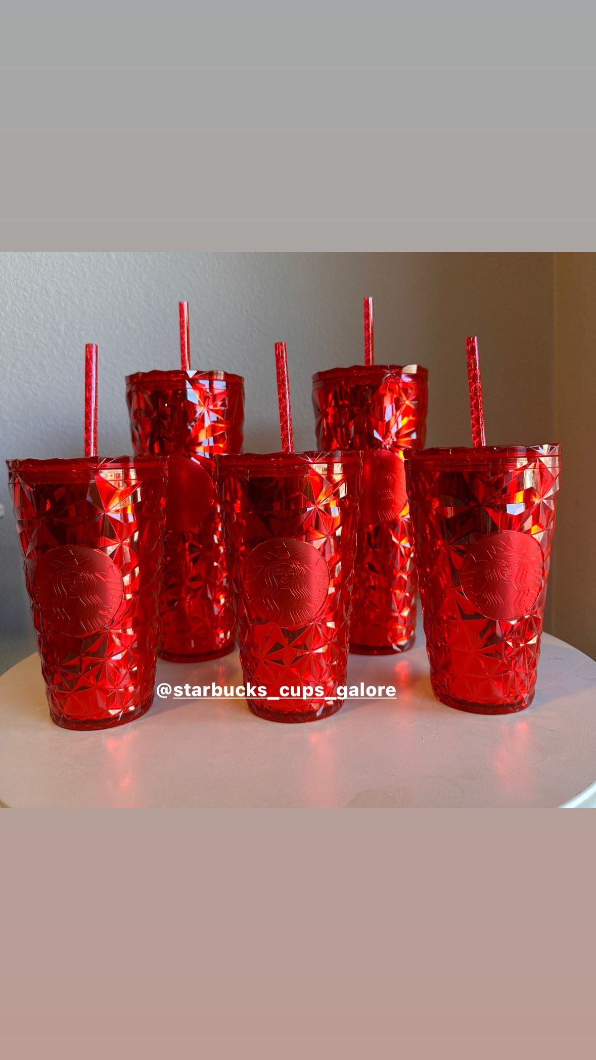 New Starbucks Red prism set