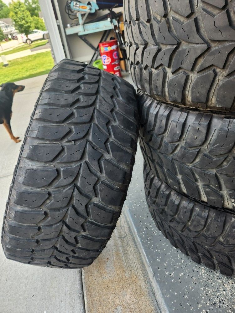 33x12.50x20 Road One Aethon Mt Tire