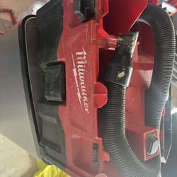 Milwaukee Vacuum 