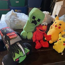 Bunch of stuff animals $10