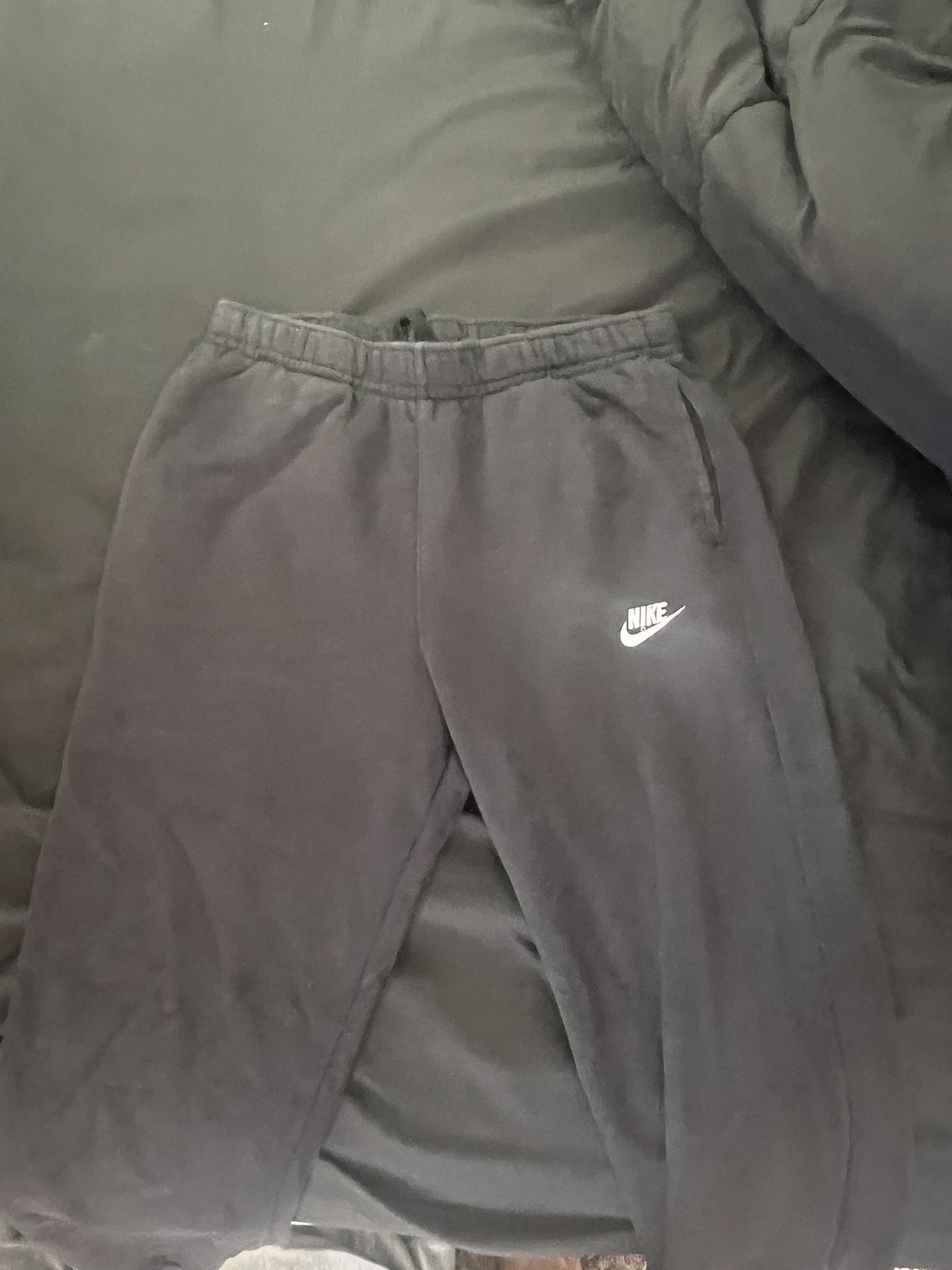 3 Nike Sweats/ Joggers And Nike Full Matching Tracksuit