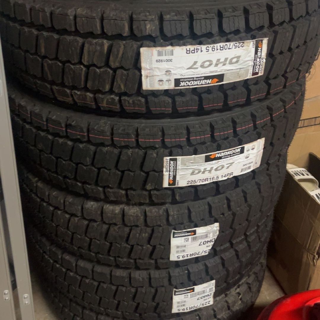 225/70R19.5 Hankook All Sat x(6) Thread Deep 15.8 Dot 2023 