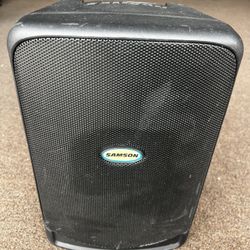 BOSINA PORTABLE SAMSON XP40iW