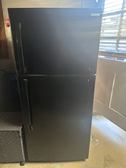 Insignia Black Large fridge