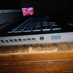 MSI Gaming Laptop Nvidia 4050 RTX I5 13th Gen 16 GB Ram 550$