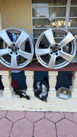 4 Mercedes Benz Rims Front 245-40 R 18 Rear 265 R 18
