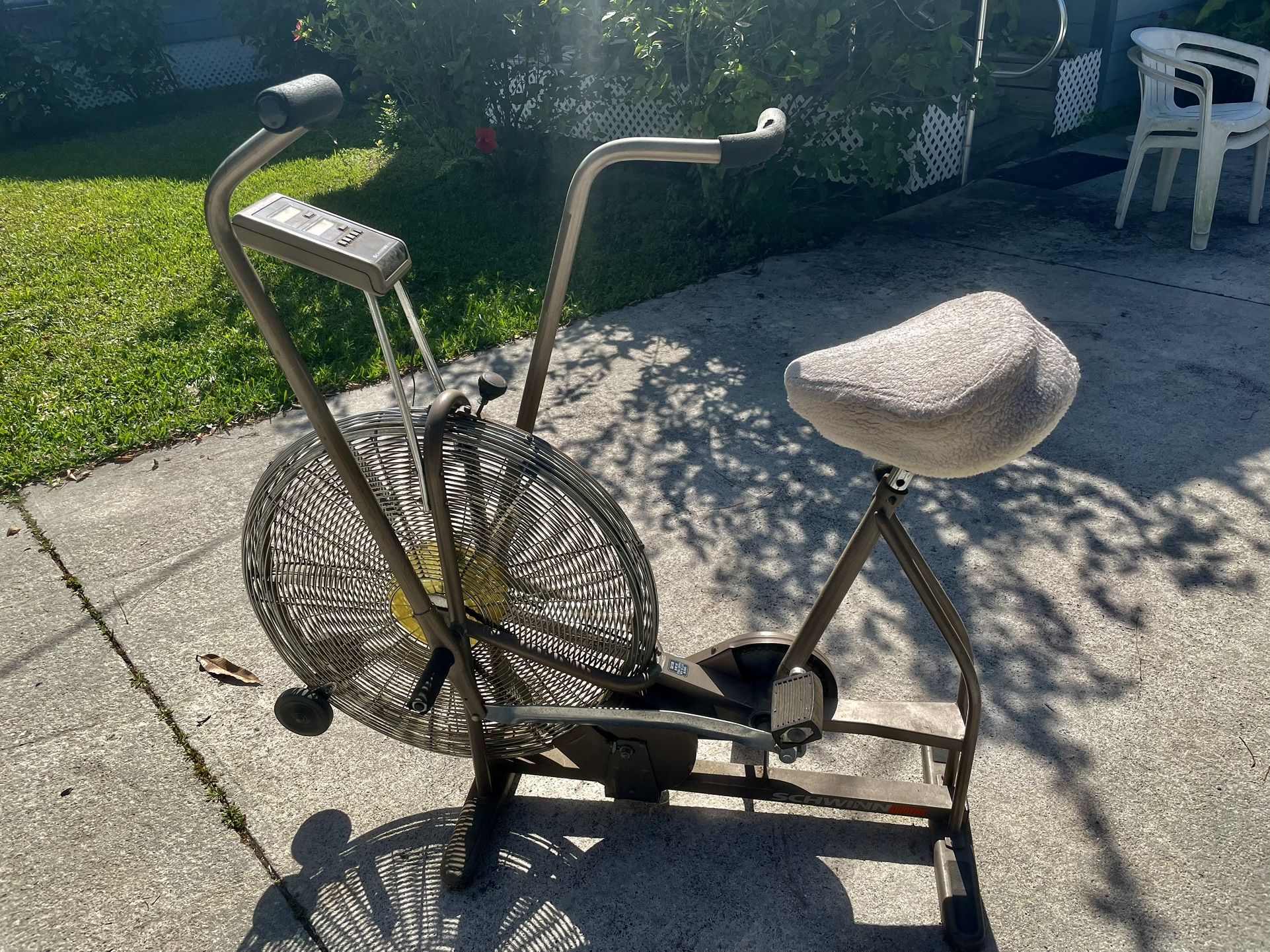 Elliptical Bike Schwinn Air dyne